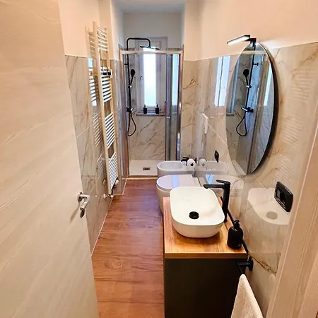 Caldo Bilocale Con Metro Sotto Casa *