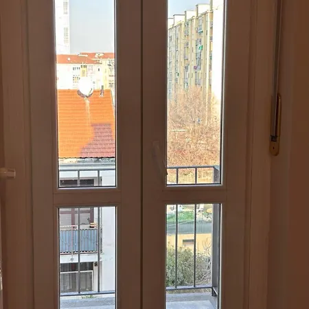 Caldo Bilocale Con Metro Sotto Casa *
