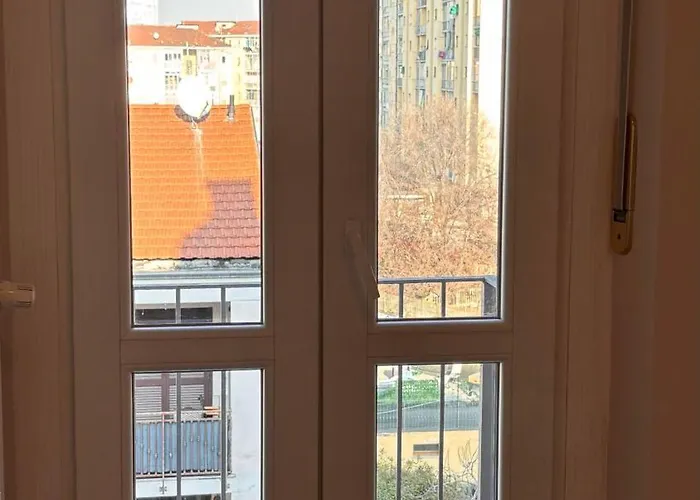 Caldo Bilocale Con Metro Sotto Casa *